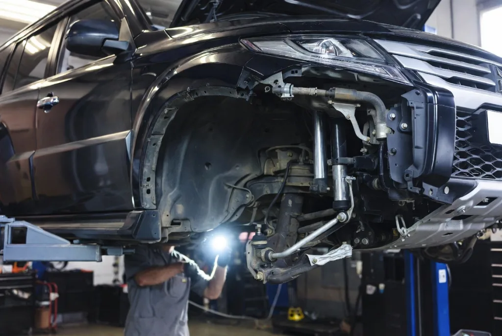 Стук в передней подвеске Mitsubishi Pajero: чек-лист по поиску неисправности